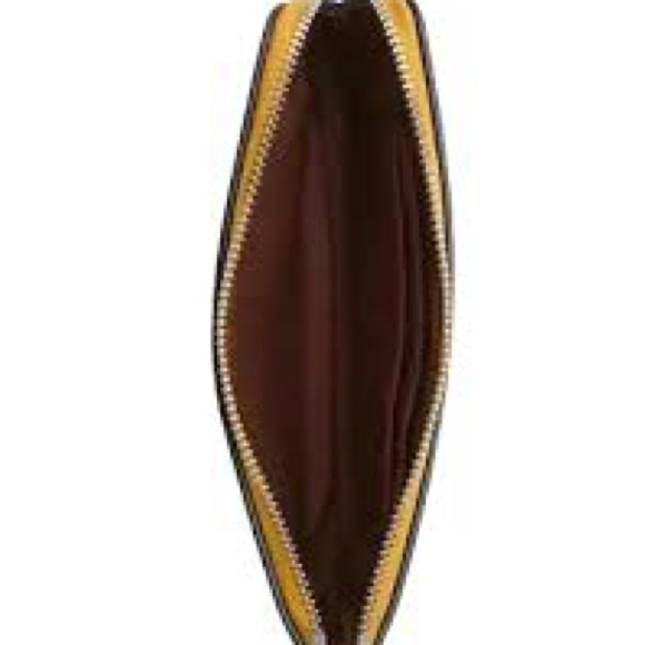 Coach wristlet BNWT in Honeycomb - Picture 2 of 6